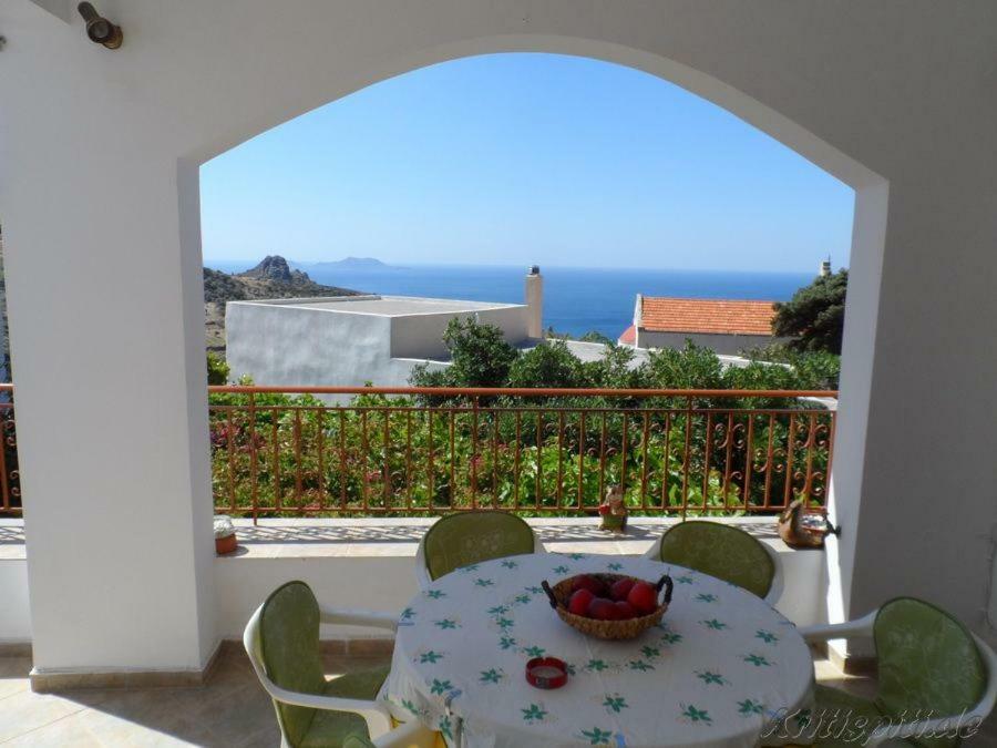 Liolio'S Manor Villa Agalianos Exterior foto