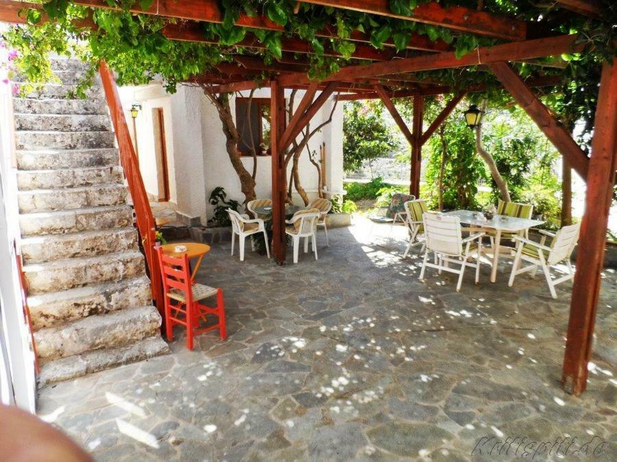 Liolio'S Manor Villa Agalianos Exterior foto